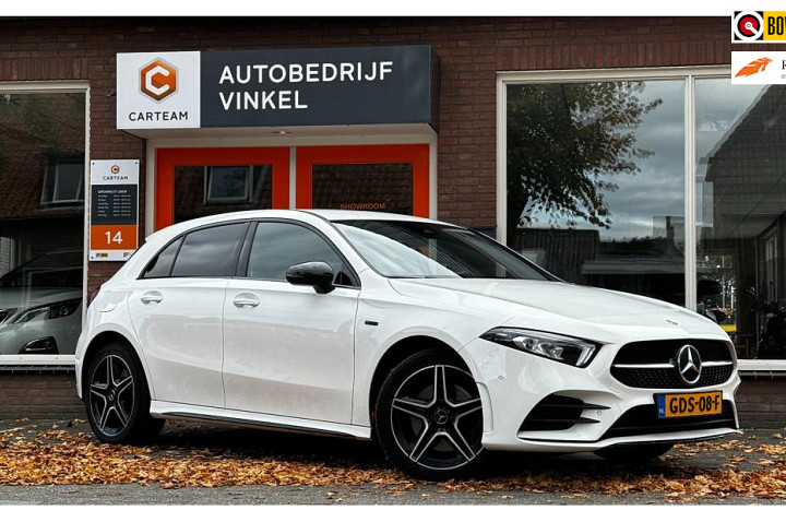 Mercedes-Benz A-Klasse 250 e Business Solution AMG Limited *Sfeerverlichting*Carplay*Stoelver*Camera*Cruisecontrol*