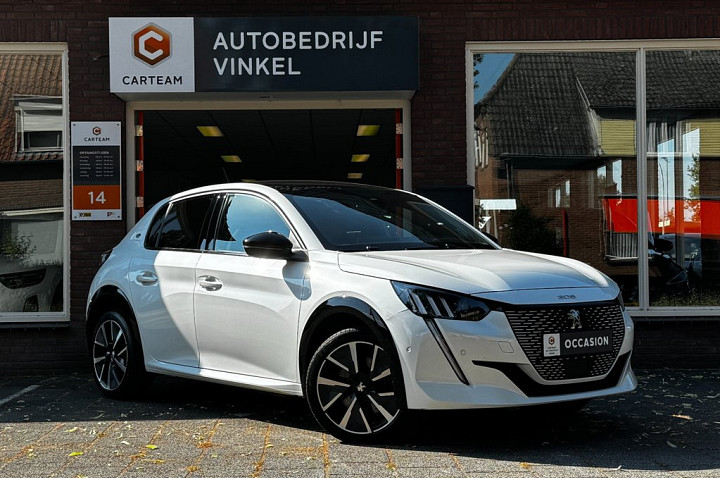 Peugeot e-208 EV GT 350 50 kWh *Geen AFL Kosten*PanoDak*Stoelver*Navi*Carplay*